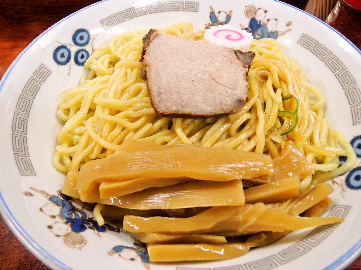 油そば：珍珍亭